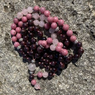 Malakette aus Granat, Rhodonit und Rosenquarz